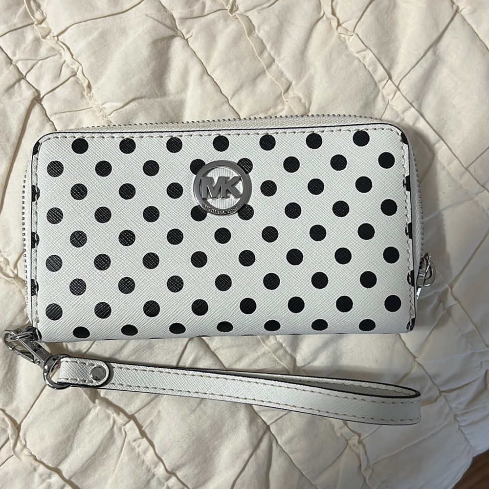 Michael Kors wallet clutch